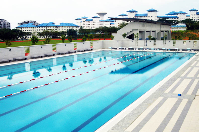 پرونده:Multimedia university malaysia mmu new pool.jpg