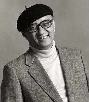 پرونده:Osamu Tezuka.jpg