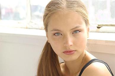 پرونده:Ruslana Korshunova.jpg