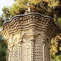 سر ستون‌های سردر ورودی باغ ملی نیشابور