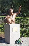Jarno Saarisen patsas 2017.jpg