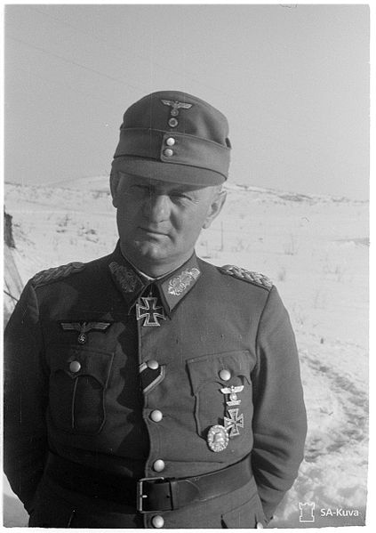 Tiedosto:RItter von Hengel 10.4.1943 126932.jpg