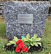 Tyhjän sylin muistomerkki - Mutalan hautausmaa, Kotkatlahdentie 72 - Joroisten kk - Joroinen.jpg