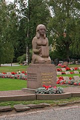 Sankarihauta, vuoden 1918 muistomerkki Raakel itkee lapsiaan, 1919, Alastaro, Loimaa.