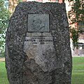 Artturi Leinosen muistomerkki, 1981, Vaasa.