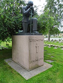 1939-1944 talvi- ja jatkosodan sankarien muistomerkki, 1947, Kauhava.