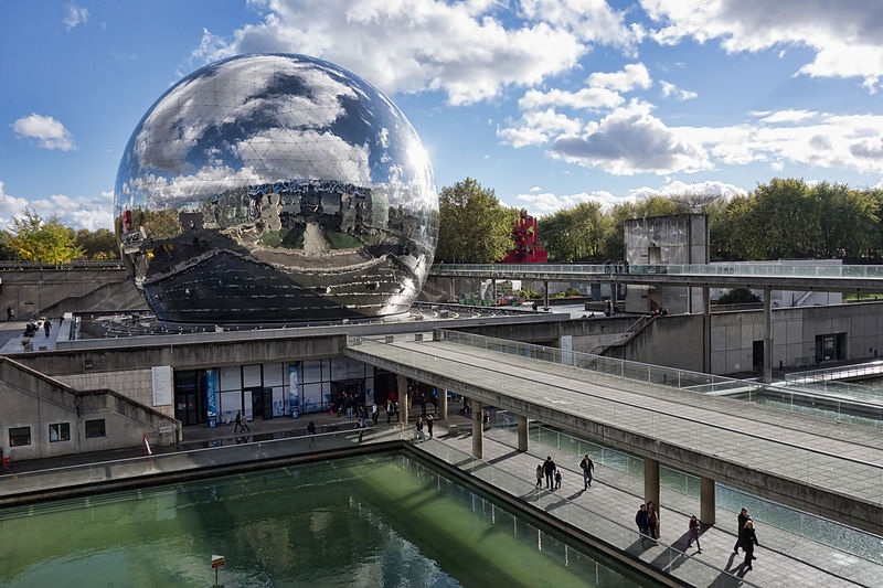 Fichier:La Géode - La Vilette - Paris.jpg