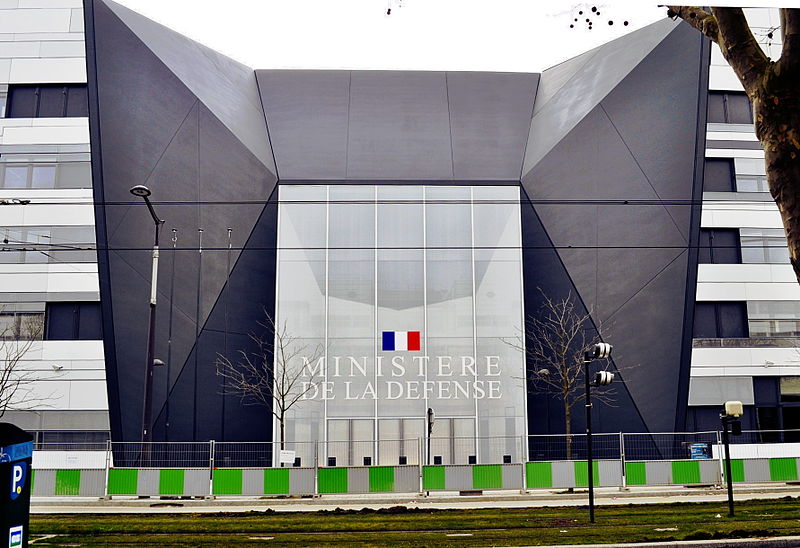 Fichier:Ministère de la Défense à Balard, parcelle Valin centre (03-15).JPG