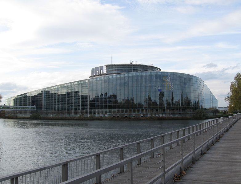 Fichier:Parlement europeen strasbourg 1.JPG