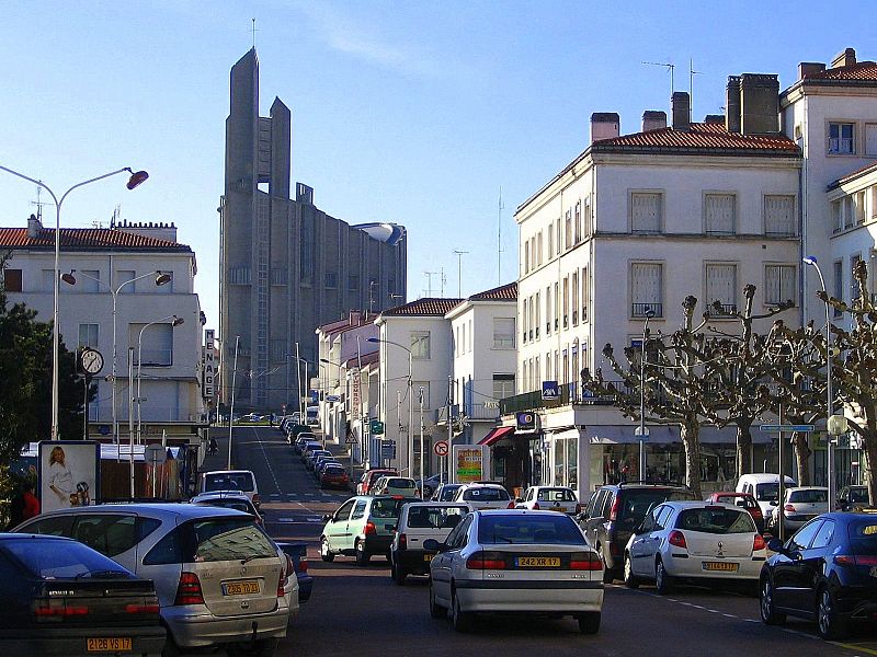 Fichier:Royan church.jpg