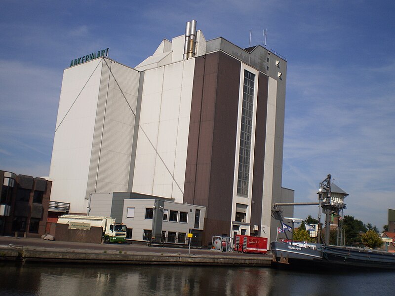 Ofbyld:Silo Arkerfeart Nijkerk5.JPG