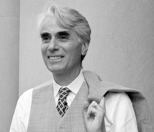 קובץ:Robert nozick.jpg