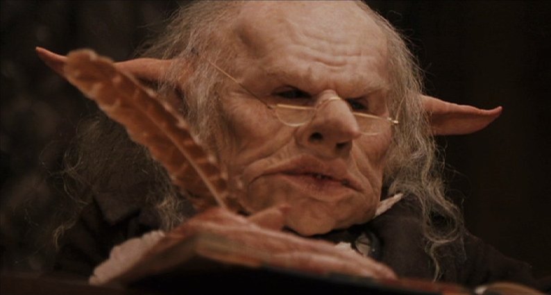 קובץ:Gringotts goblin.jpg