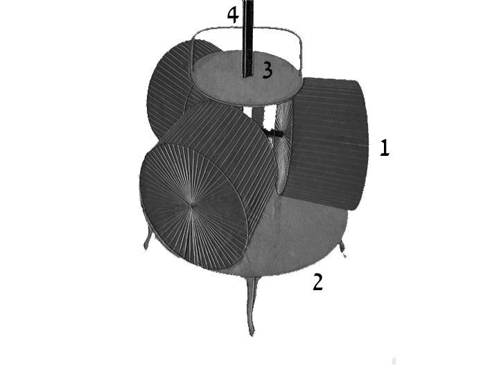 קובץ:Large glass4 copy.jpg