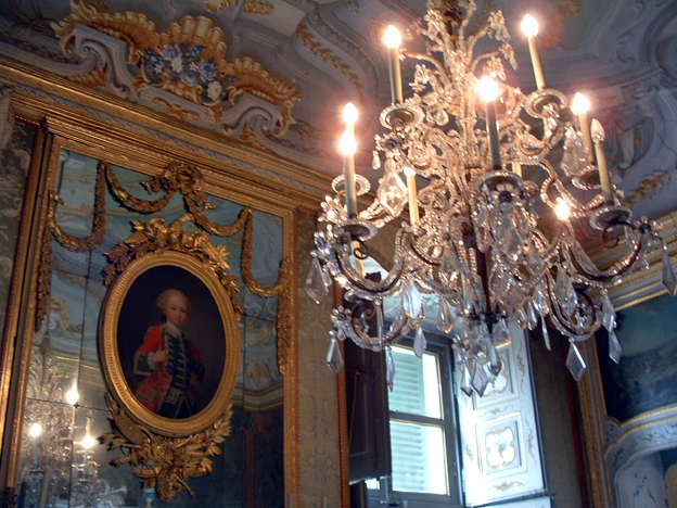 קובץ:Stupinigi interno.jpg