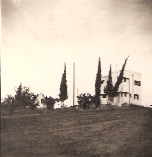 קובץ:מבנה המחנה 1939.jpg