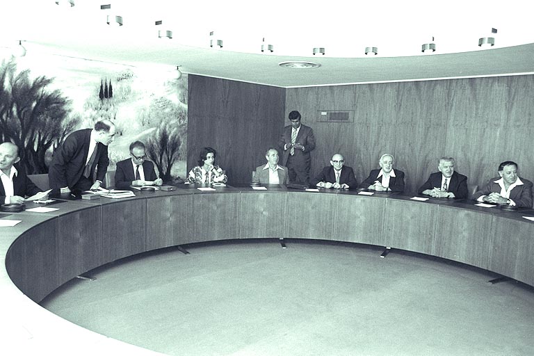 קובץ:17thGov.jpg