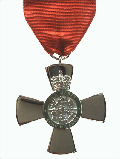 קובץ:Nz-order-of-merit-memb lg b.jpg