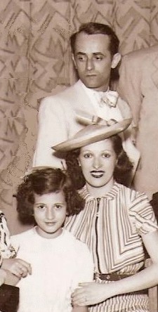 יוסף מאורער, פאולינה טאכמן ובתם, 1936