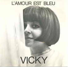 Vicky - L'amour est bleu.jpg