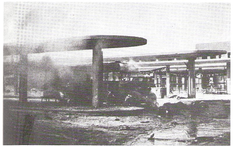 קובץ:הפצצת התחנה המרכזית בתל אביב במלחמת העצמאות.jpg