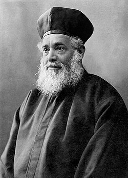 הרב דוד פִּיפָאנוֹ כפי שצולם ב-1914