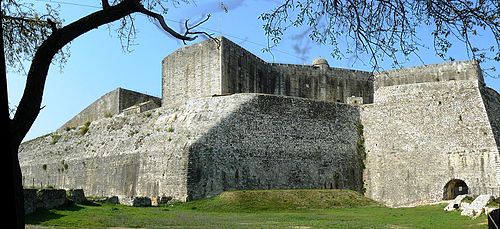 המבצר הוונציאני החדש בעיר קורפו.