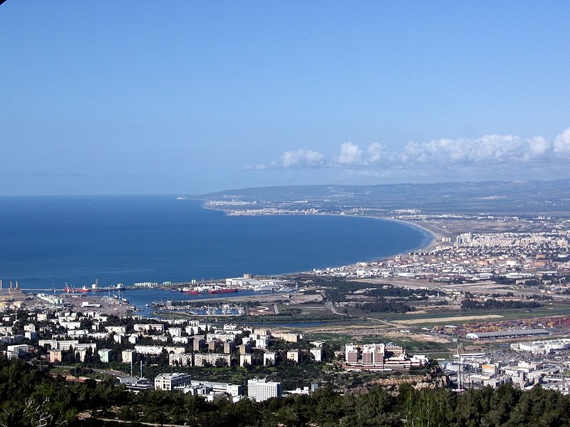 קובץ:Haifa Bay2007.jpg