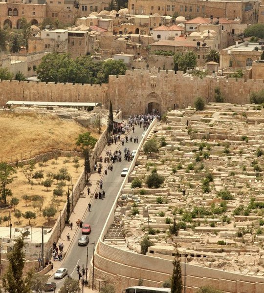 קובץ:Lions gate jerusalem.jpg