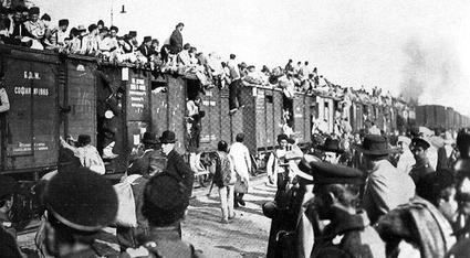 Berkas:Deportation of the Crimean Tatars.jpg