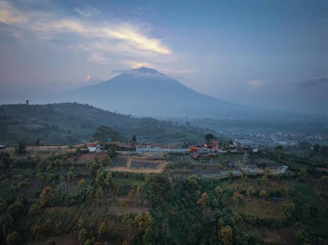 Berkas:Rekomendasi-penginapan-dikerinci.jpg