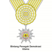 Berkas:15 Bintang Penegak Demokrasi Utama.png