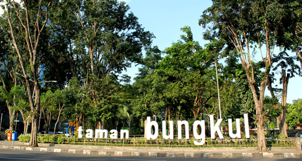 Taman Bungkul Wikipedia bahasa Indonesia ensiklopedia bebas