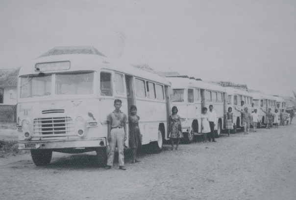 Berkas:Bus1962 MetroMini.jpg