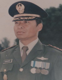 Berkas:Kolonel Inf Sumarno.jpg