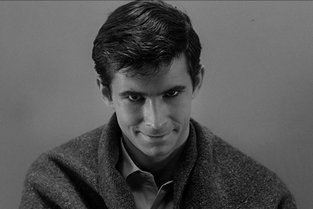 Berkas:Norman Bates in "Psycho" (1960).jpg