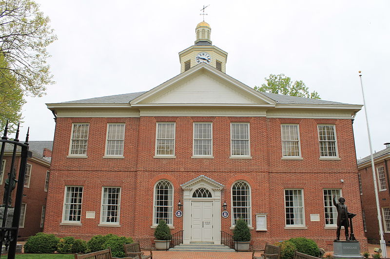 Berkas:Talbot Court House.jpg