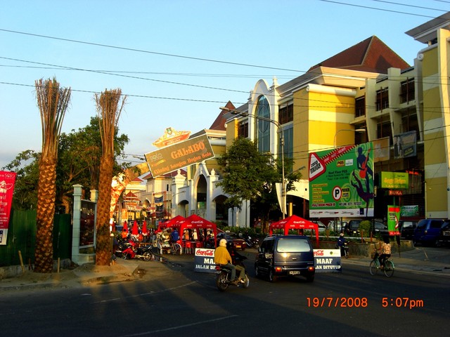 Pusat Grosir  Solo  Wikipedia bahasa Indonesia 