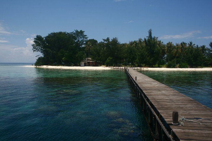 Berkas:Dermaga Pulau Cilik.jpeg