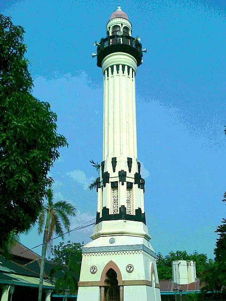 Berkas:Masjid agung karaton surakarta minaret.jpg