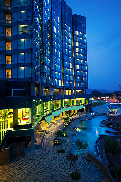 Berkas:Novotel Lampung.jpg