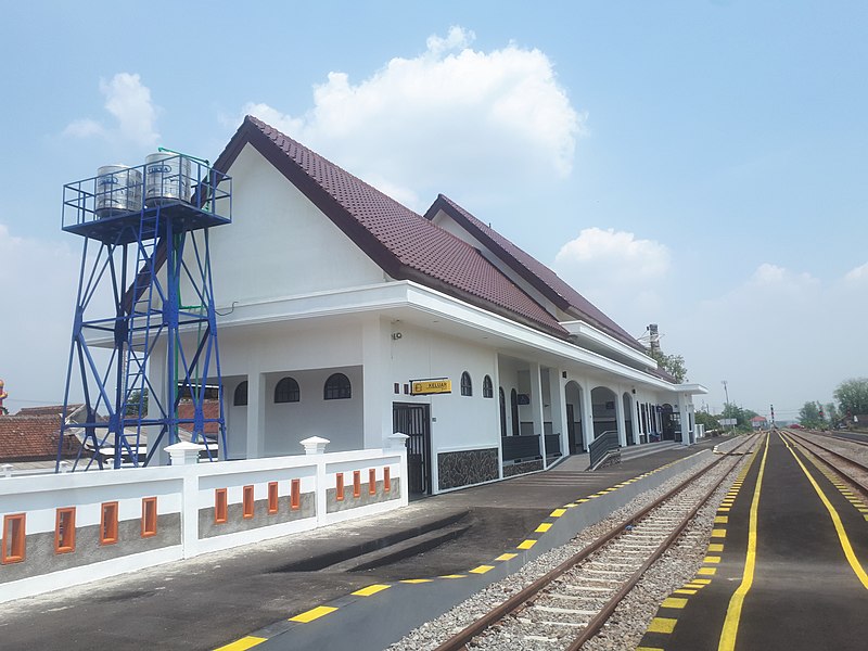 Berkas:Stasiun Sukomoro 2019 2.jpg