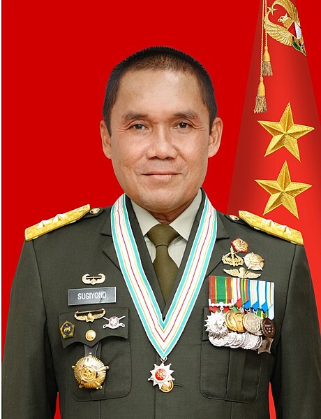 Berkas:Mayjen TNI Sugiyono.jpg