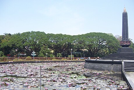 Alun-Alun Tugu