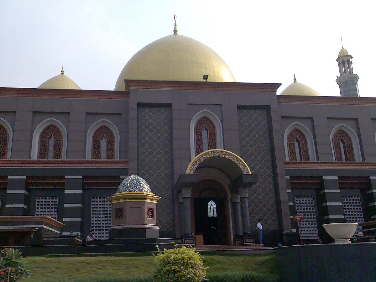 Masjid Dian Al Mahri Wikipedia bahasa Indonesia  