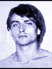 File:Cesare Battisti (1954) giovane.jpg