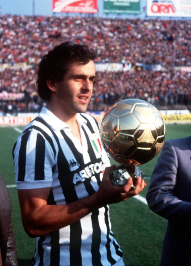 File:Michel Platini (Juventus FC) - Pallone d'oro 1984.jpg - Wikipedia