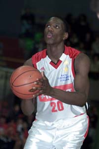 Johnny Taylor (Olimpia Milano) .jpg