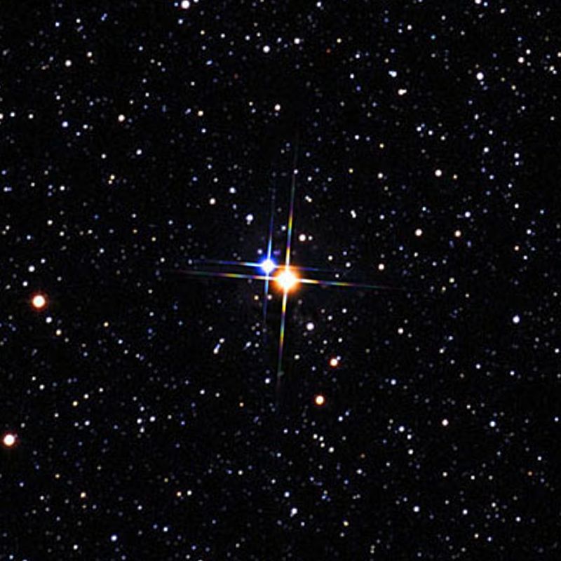 Четвертая по яркости звезда. Альбирео в созвездии лебедя. Двойная звезда Альбирео. Альбирео, (β лебедя)Albireo (β CYG). Альбирео бета лебедя.