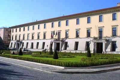 File:Prefettura caserta.jpg